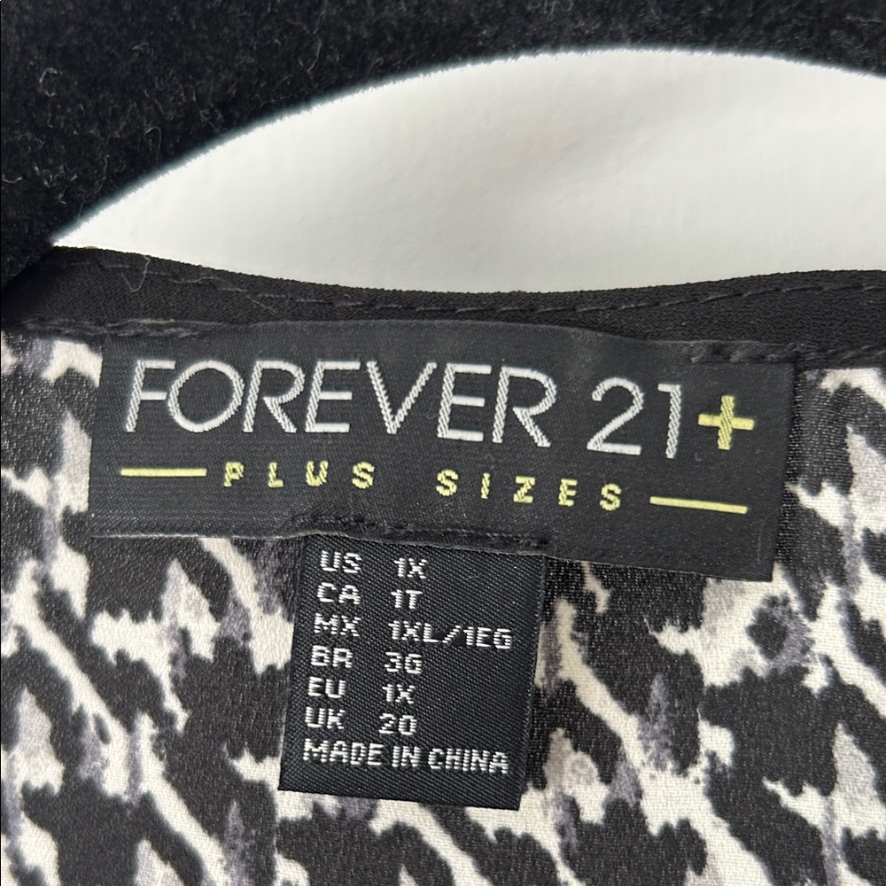 Forever 21 Monochrome Patterned Open Cardigan - image 2